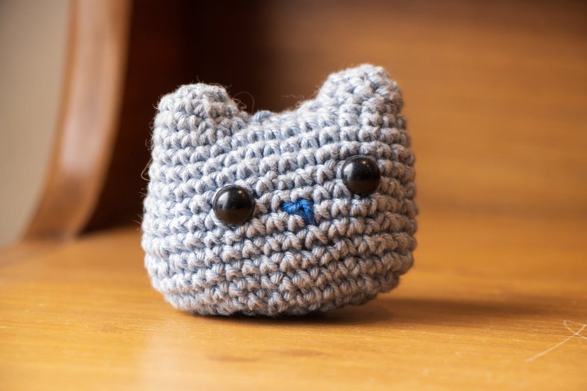 Szydełkowany kotek amigurumi
